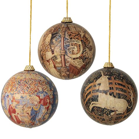 renaissance christmas decorations.